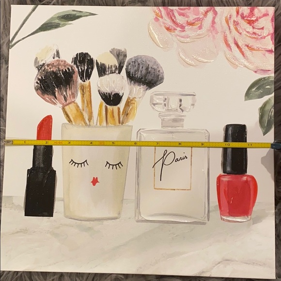 Cute Canvas frame makeup decor - Picture 5 of 6